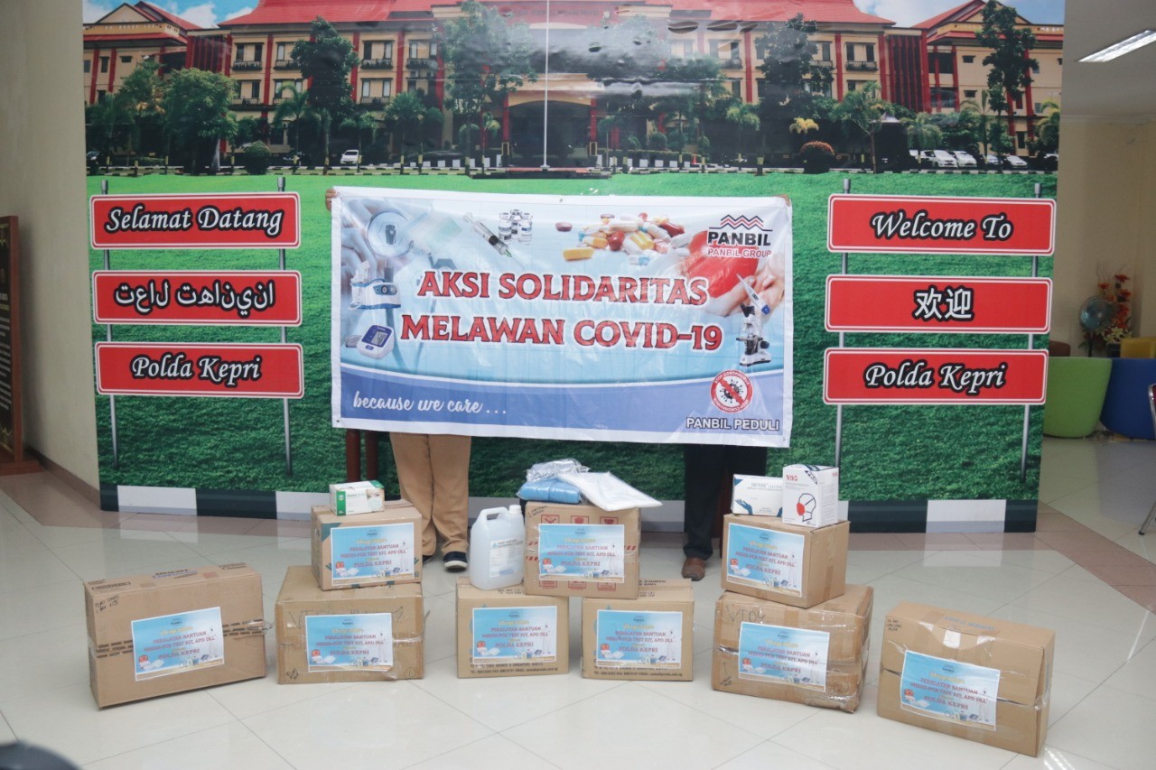 RS Polda Kepri Terima Bantuan APD dari Panbil Group
