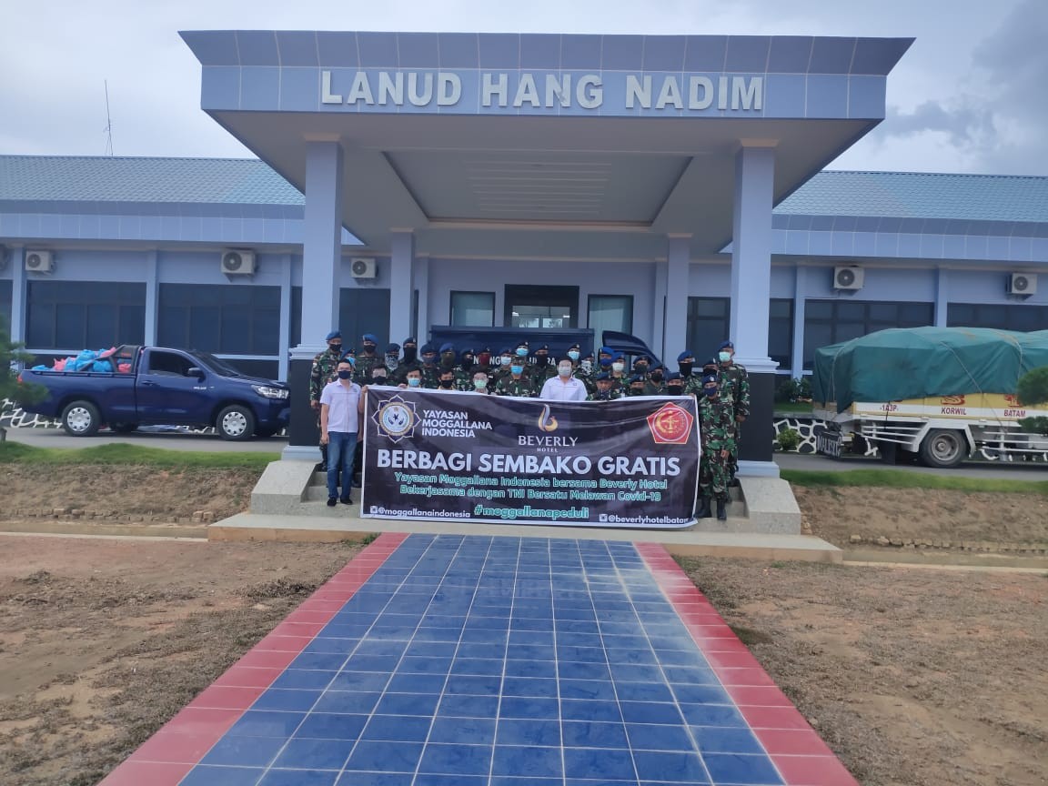 TNI AU, Yayasan Moggallana dan Hotel Beverly Gelar Baksos