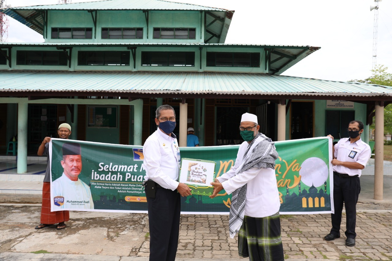 BKDI Serahkan Bingkisan Ramadhan kepada Imam Masjid, Marbot dan Panti Asuhan
