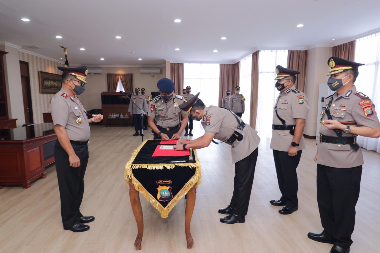 Acara Sertijab Dir Tahti dan Kapolres Karimun Berjalan Sukses
