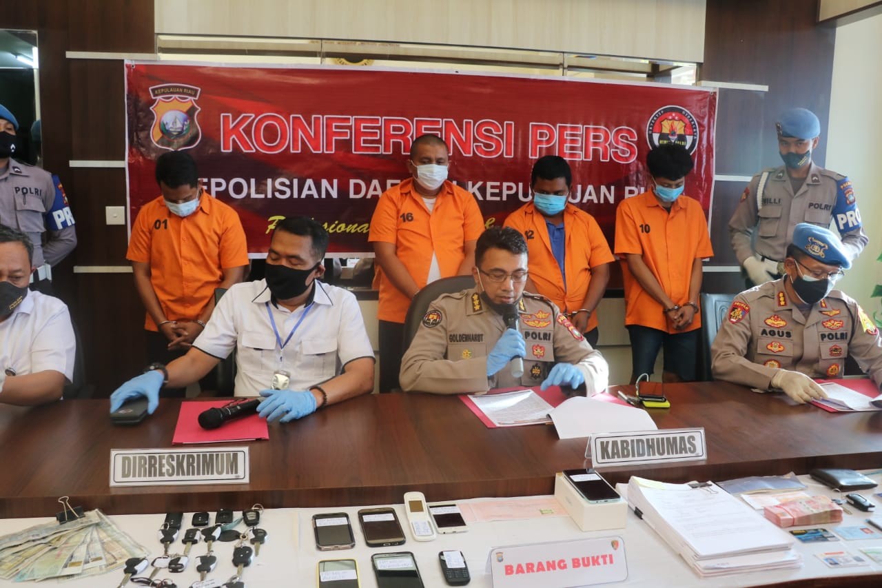 34 Unit Mobil Diamankan Polda Kepri Hasil Penggelapan Oknum Polisi