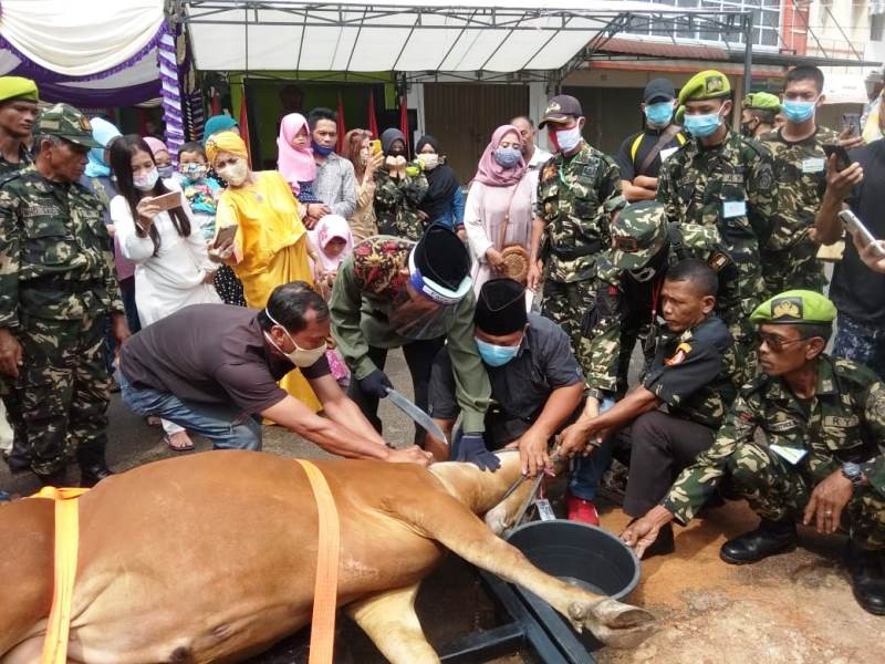 PPM Batam Bagikan 480 Kantong Daging Qurban