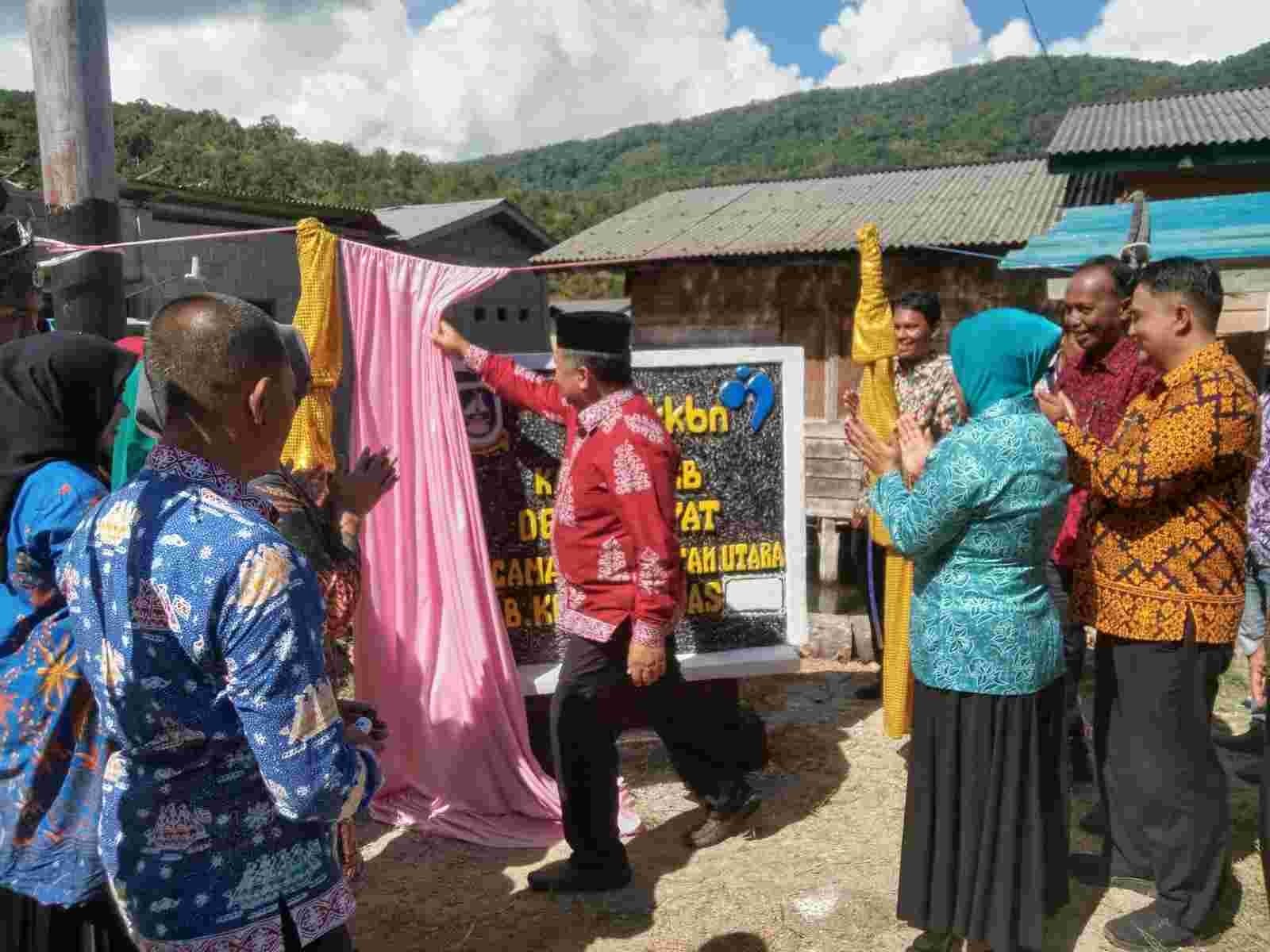 Desa Bayat Diresmikan Wakil Bupati Anambas Jadi Kampung Keluarga Berkualitas