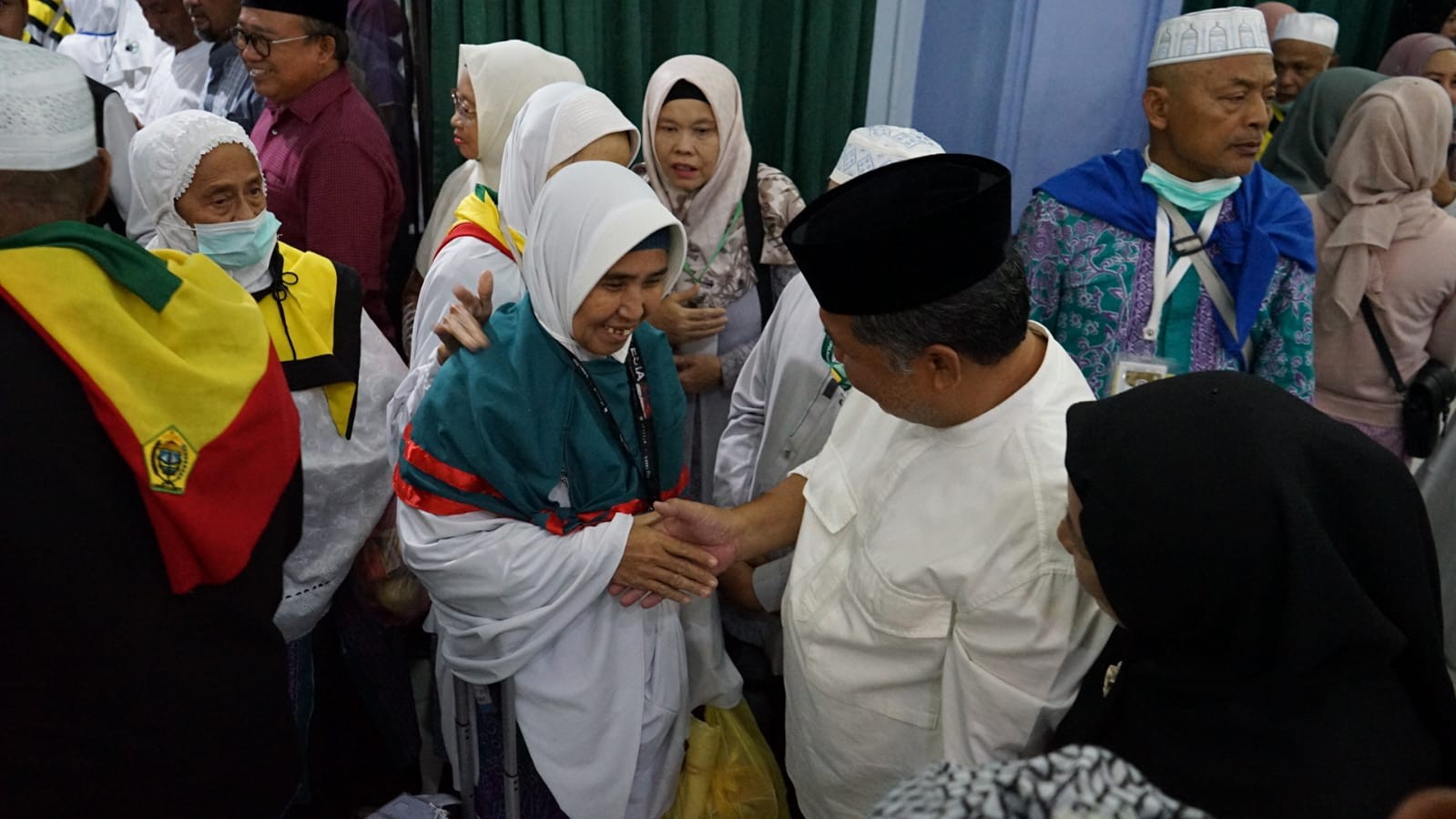 Wan Sambut Kloter Pertama Jamaah Haji Anambas di Batam, Asal Jemaja Diterbangkan Langsung