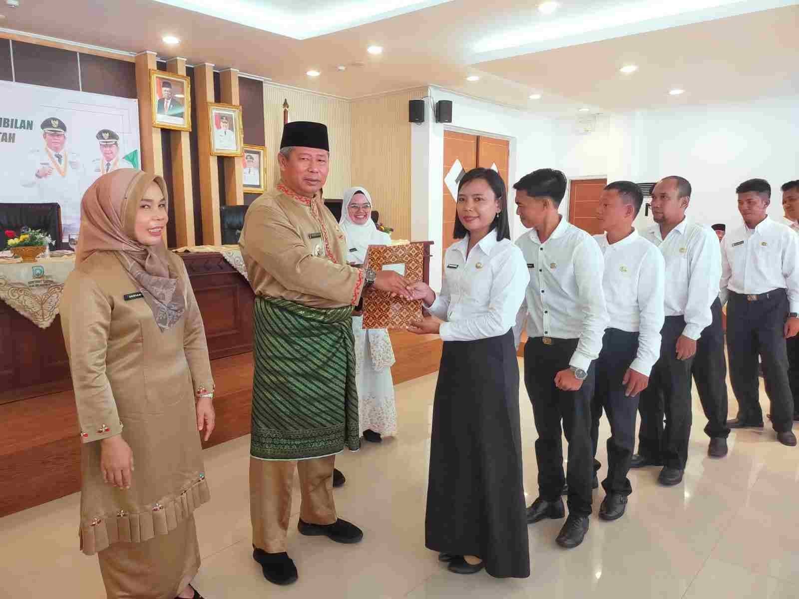 Bupati Anambas Melantik 152 PPPK