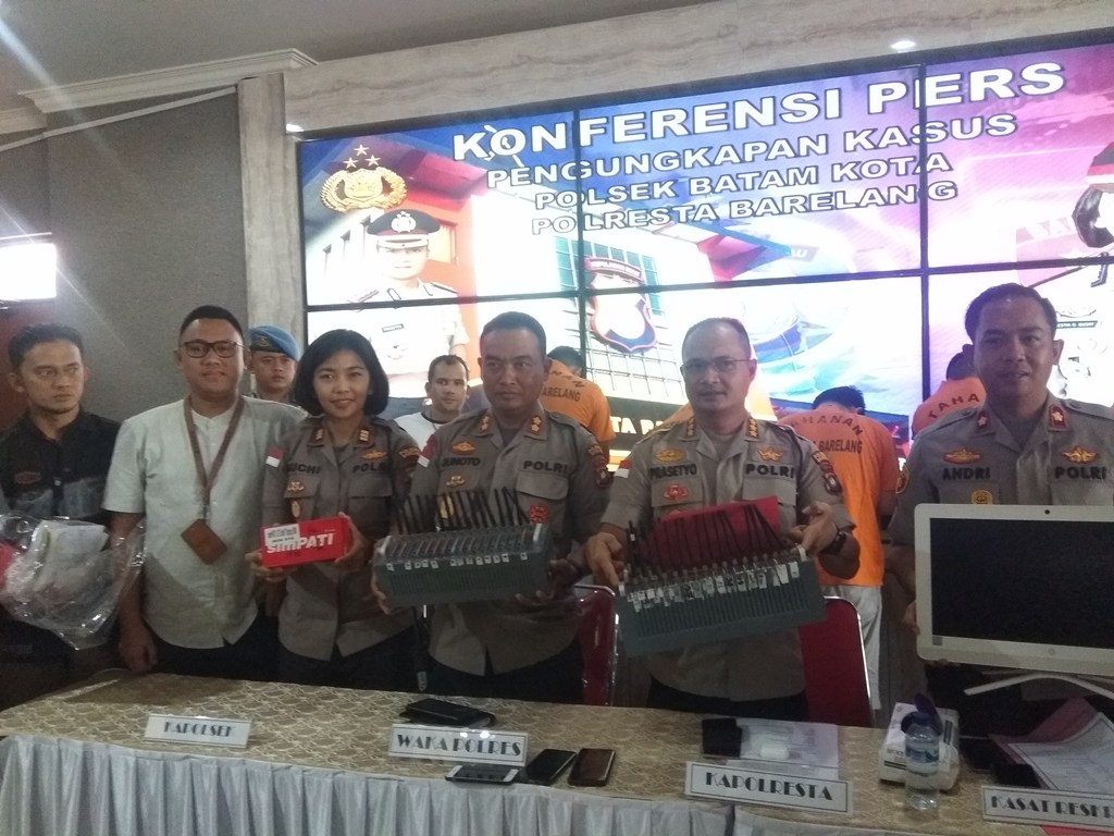 Aktifkan Kartu Perdana Pakai Data Orang Lain, Lima Orang Diamankan Polisi