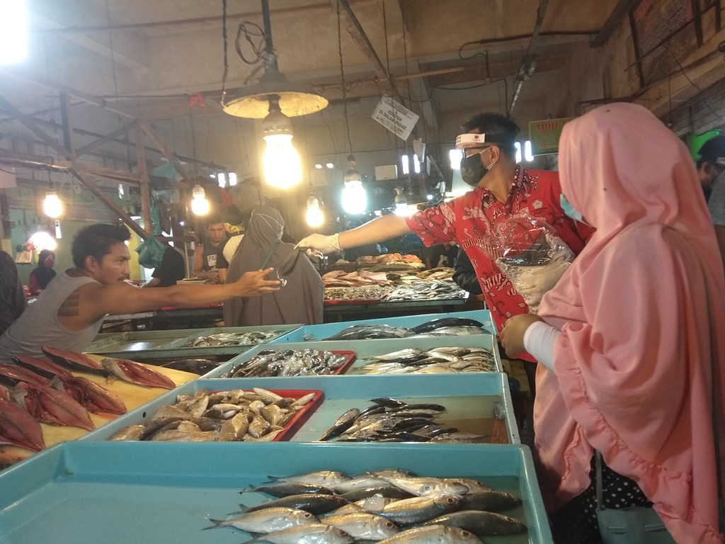 PSMTI Batam Bagikan 40 Ribu Masker