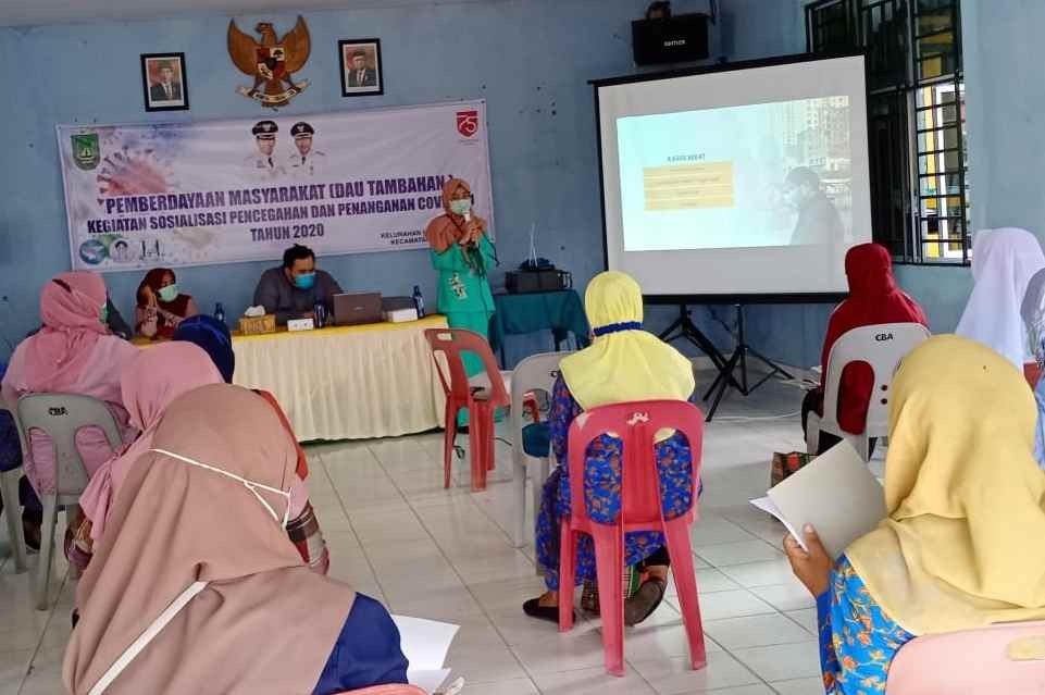 Kelurahan Kampung Seraya dan Puskesmas Tanjungsengkuang Sosialisasikan Pencegahan dan Penanganan Covid-19, Warga: Semoga Terus Disosialisasikan