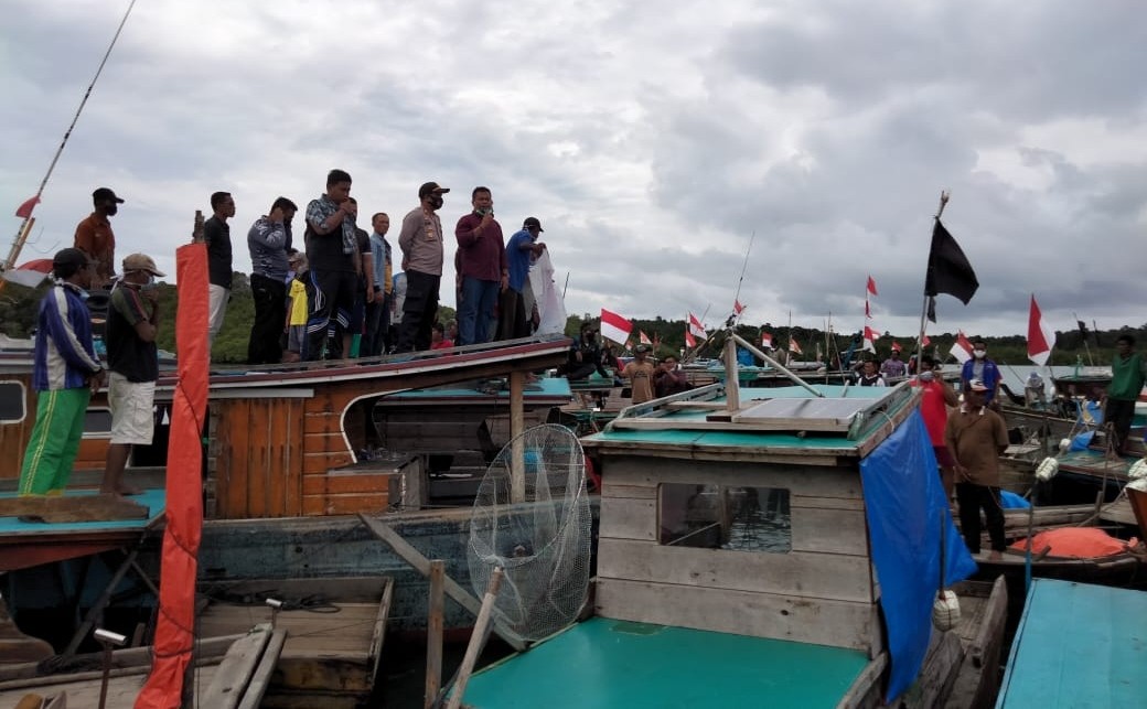 Polsek Singkep Barat Kawal Deklarasi Penolakan Tambang Timah Laut