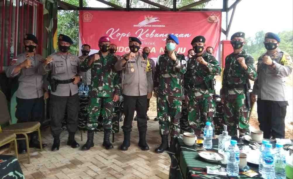 Dansat Brimob Polda Kepri Ajak Masyarakat Rapatkan Barisan Jaga Keamanan dan Keutuhan NKRI Tercinta