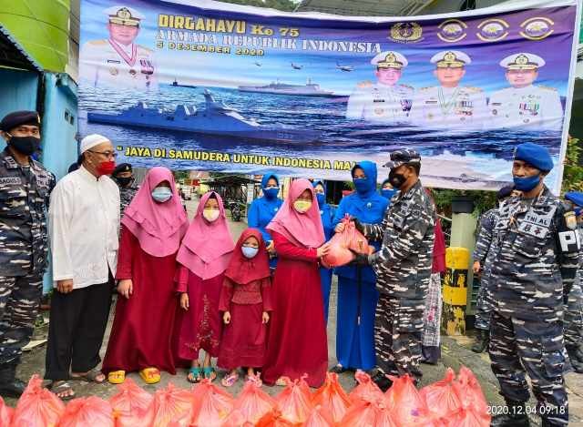Sambut Dirgahayu Hari Armada ke-75, Lanal Tarempa Gelar Baksos dan Anjangsana