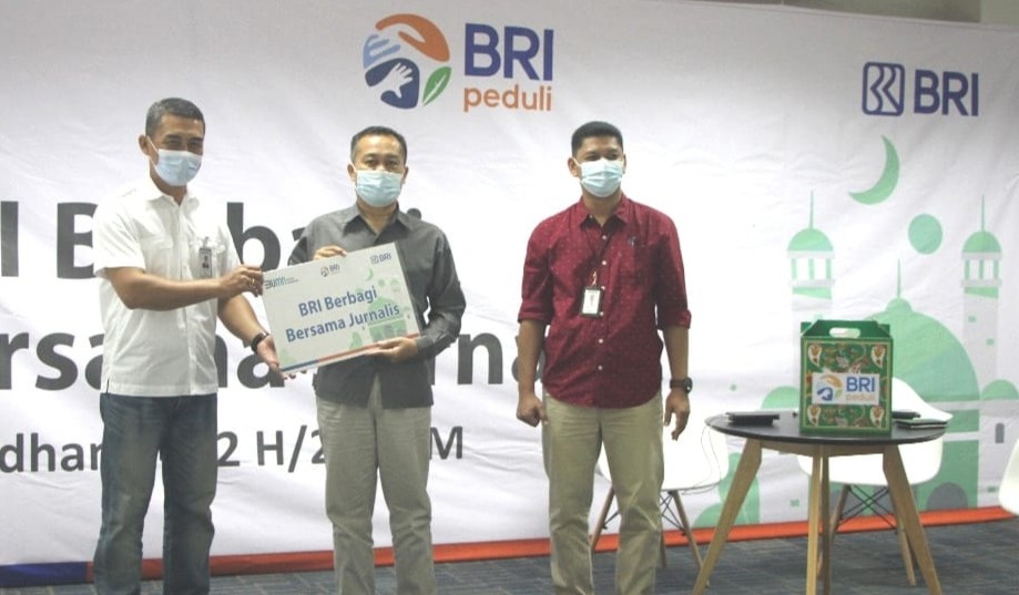 BRI Berbagi Bahagia dengan Para Jurnalis dan Masyarakat