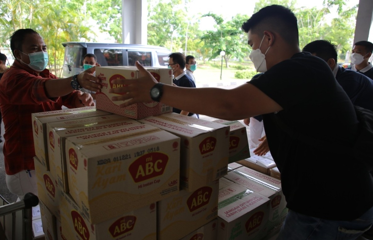 Tahap Kedua, Yayasan Buddha Tzu Chi Batam Berikan Bantuan untuk Pasien OTG Covid-19 dan Nakes Asrama Haji