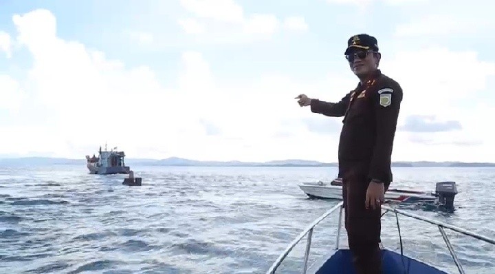 Telah Inkrah, Dua Kapal Ikan Asing Ditenggelamkan