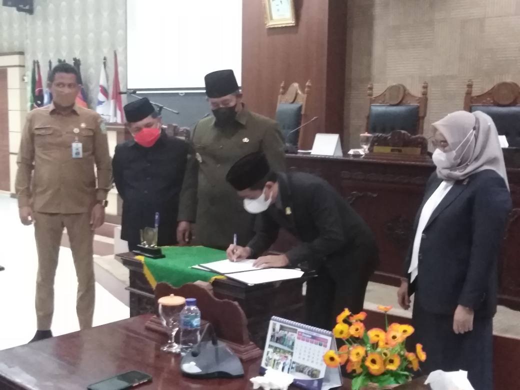 Sempat Tertunda, Akhirnya APBD Tahun 2022 Anambas Diketuk Rp931,1 miliar