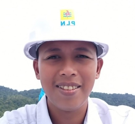 Teknisi PLN Akan Lakukan Perbaikan Tiang Listrik yang Goyang di Desa Temburun