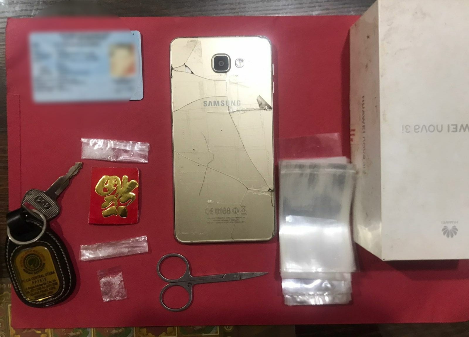 Sabu Dalam Angpao Merah di Tanjungpinang
