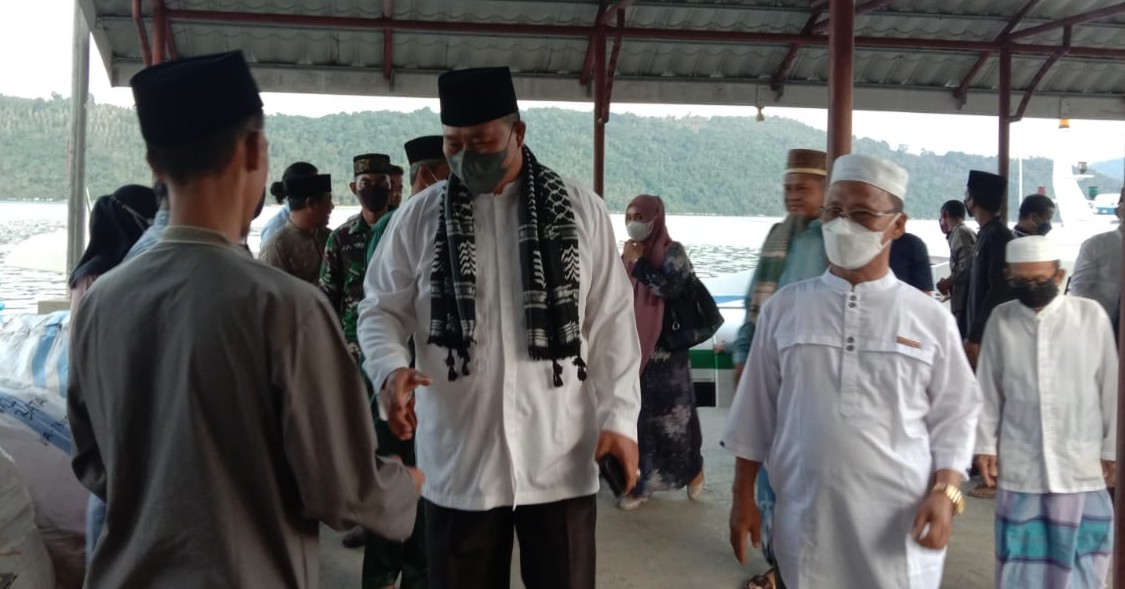 Ramadan ke-16, Bupati Anambas Safari Ramadan di Desa Mubur
