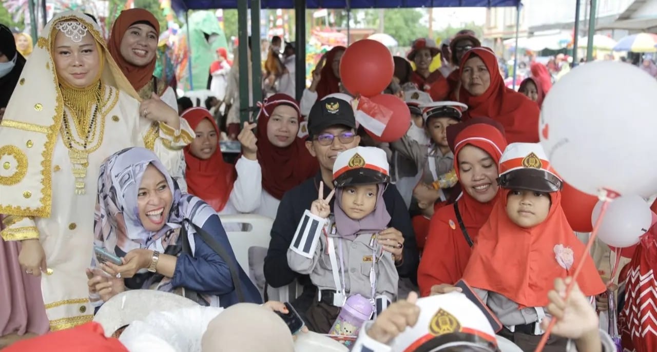 Peringatan HUT ke-77 Kemerdekaan RI di Sungaidaun, Amsakar Ajak Warga Tetap Kompak