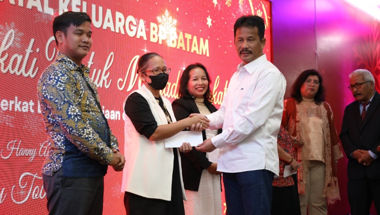1.000 Karyawan Kristiani serta Keluarga BP Batam Sukacita di Perayaan Natal 2022