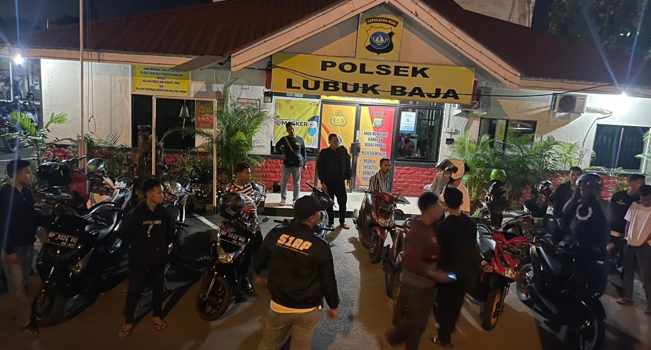 Balap Liar di Batam Dibubarkan, Puluhan Remaja Diangkut ke Kantor Polisi