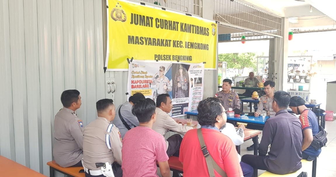 Jumat Curhat di Glory Home Bengkong Batam, Minta Polisi Sambangi Pos Kamling Warga