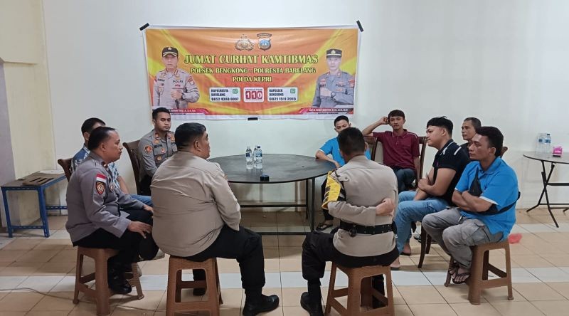 Warga Pertokoan di Golden City Bengkong Sampaikan Keluhan Soal Penutupan Portal Jalan ke Polisi
