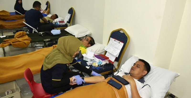 Donor Darah Sambut HUT Tentara Nasional Indonesia ke-78, 170 Labu Terkumpul