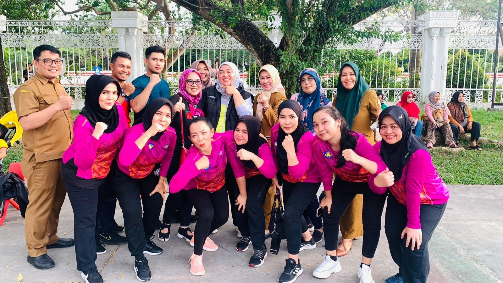 Kalah Pengalaman, Tim Voli Putri Disbudpar Batam Telan Kekalahan Tipis dari Satpol-PP