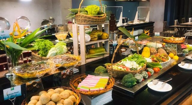 Nikmatnya Berbuka Ramadan di Ibis Styles Batam Nagoya, Beli 5 Dapat 6