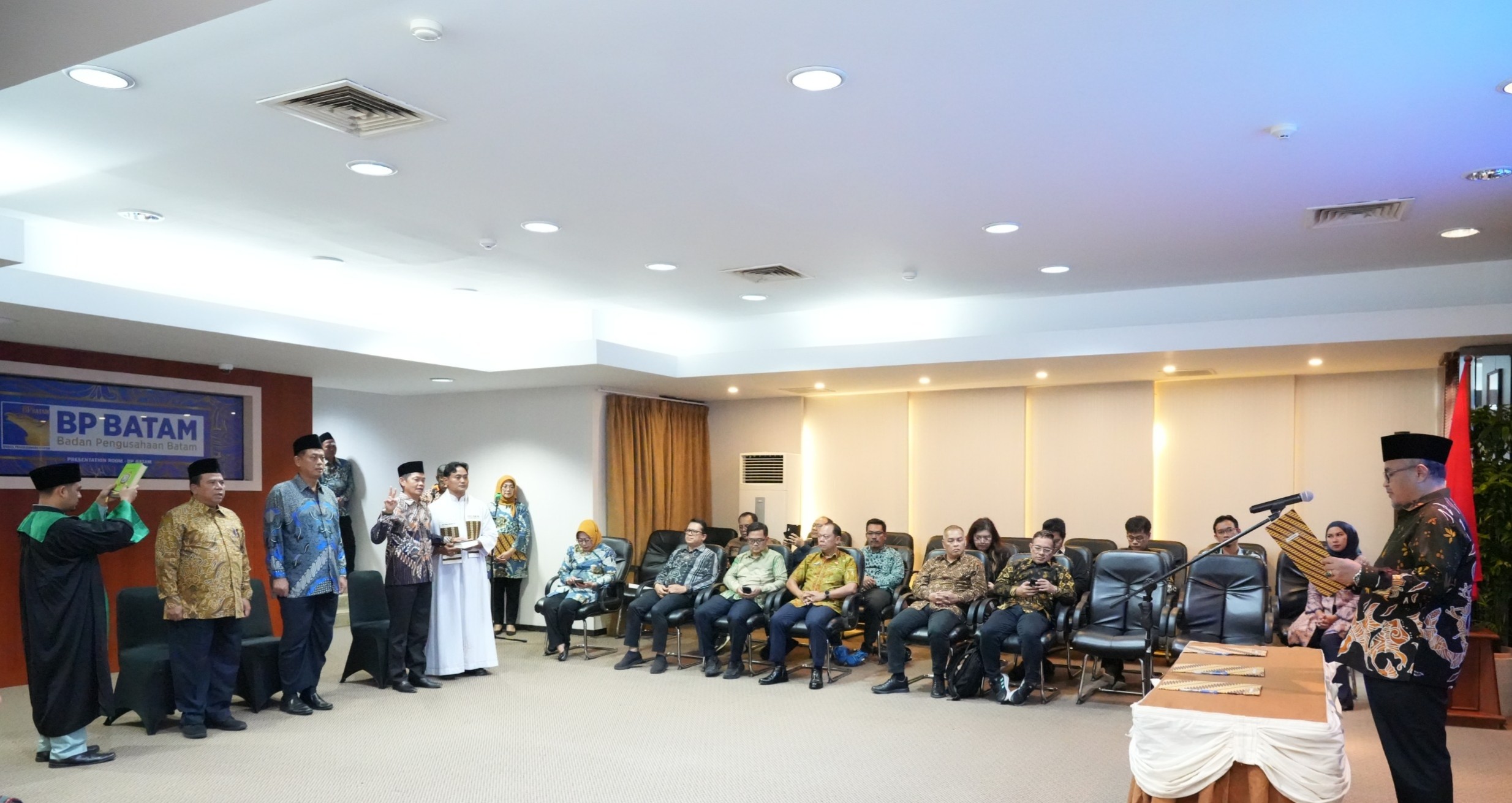 Wakil Kepala BP Batam Lantik Tiga Pejabat Tingkat II