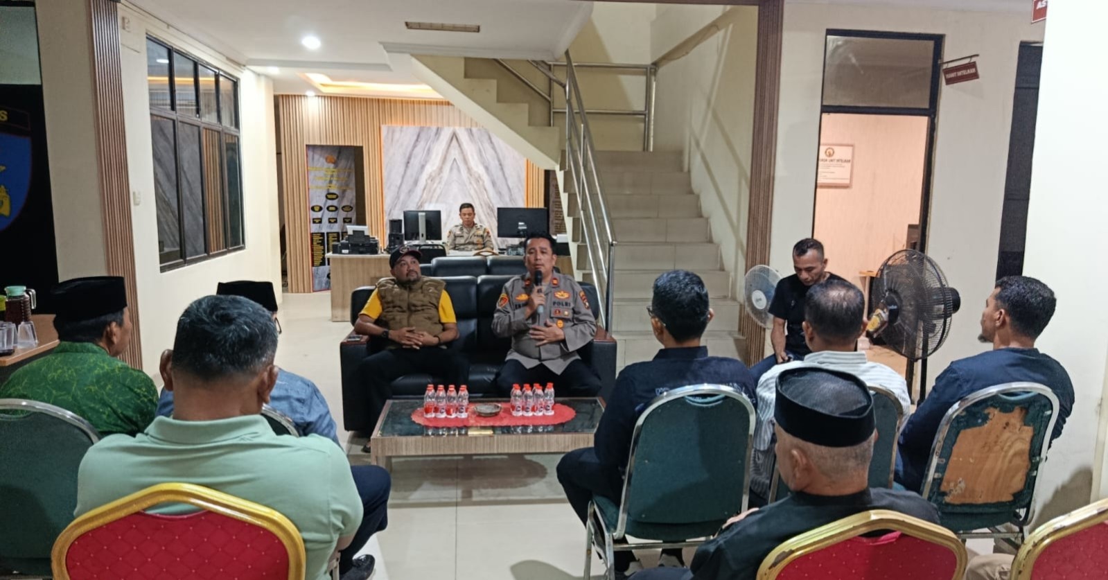 Polsek Bengkong Gelar Dialog dengan Seluruh Elemen Masyarakat
