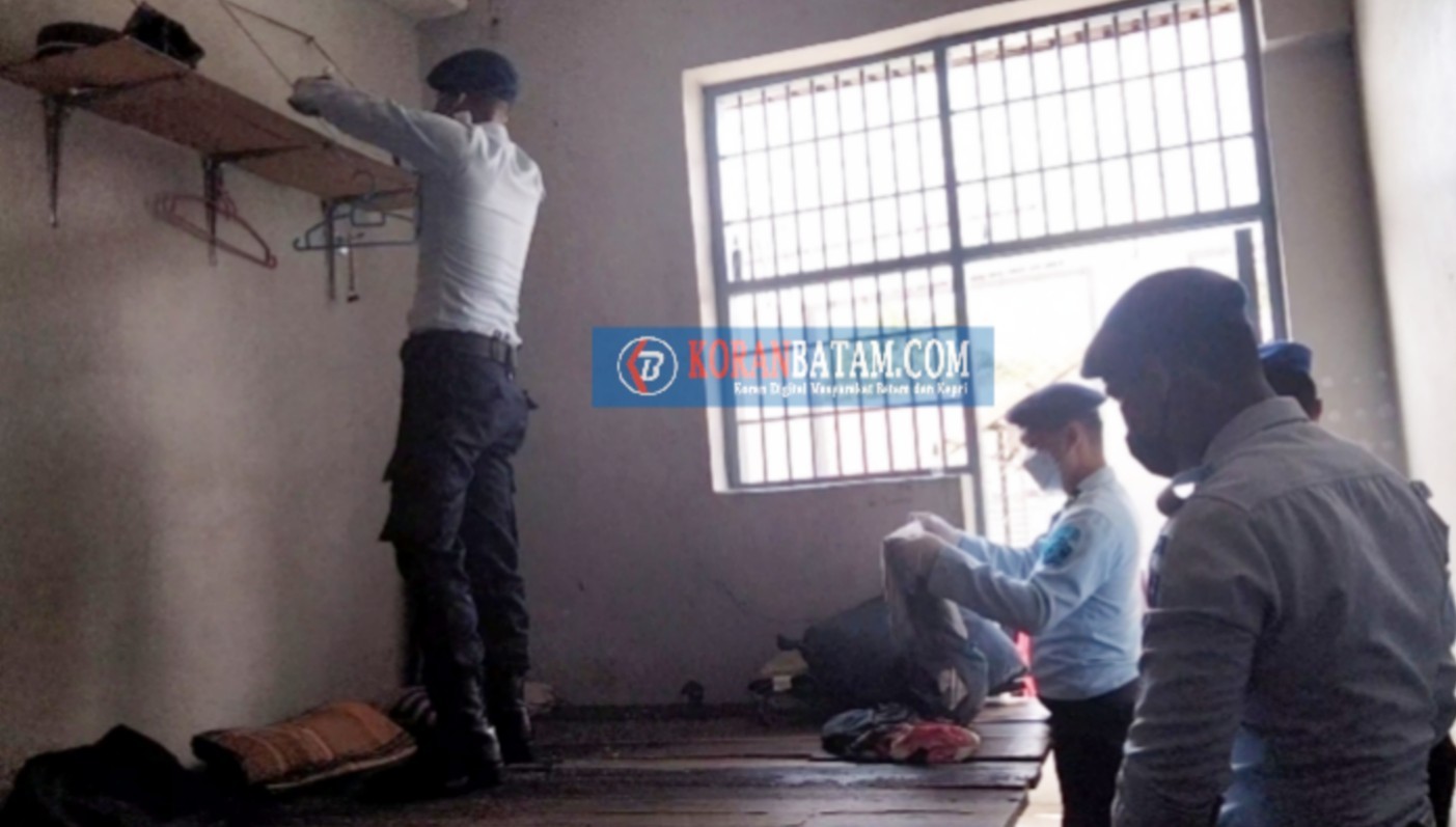 Petugas LPKA Klas II Batam Razia Kamar Penghuni