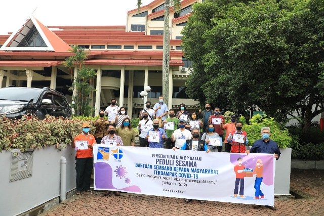Persekutuan Doa BP Batam, Berikan 311 Paket Sembako Bantuan