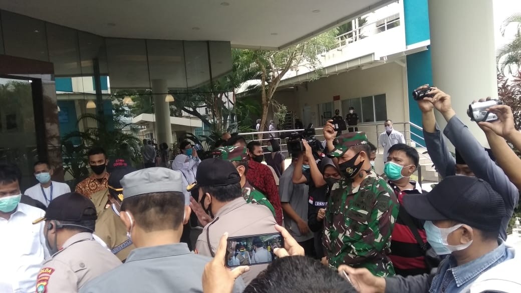 Danlanal Batam Dampingi Plt Gubernur Kepri, Tinjau Perusahaan Terapkan New Normal