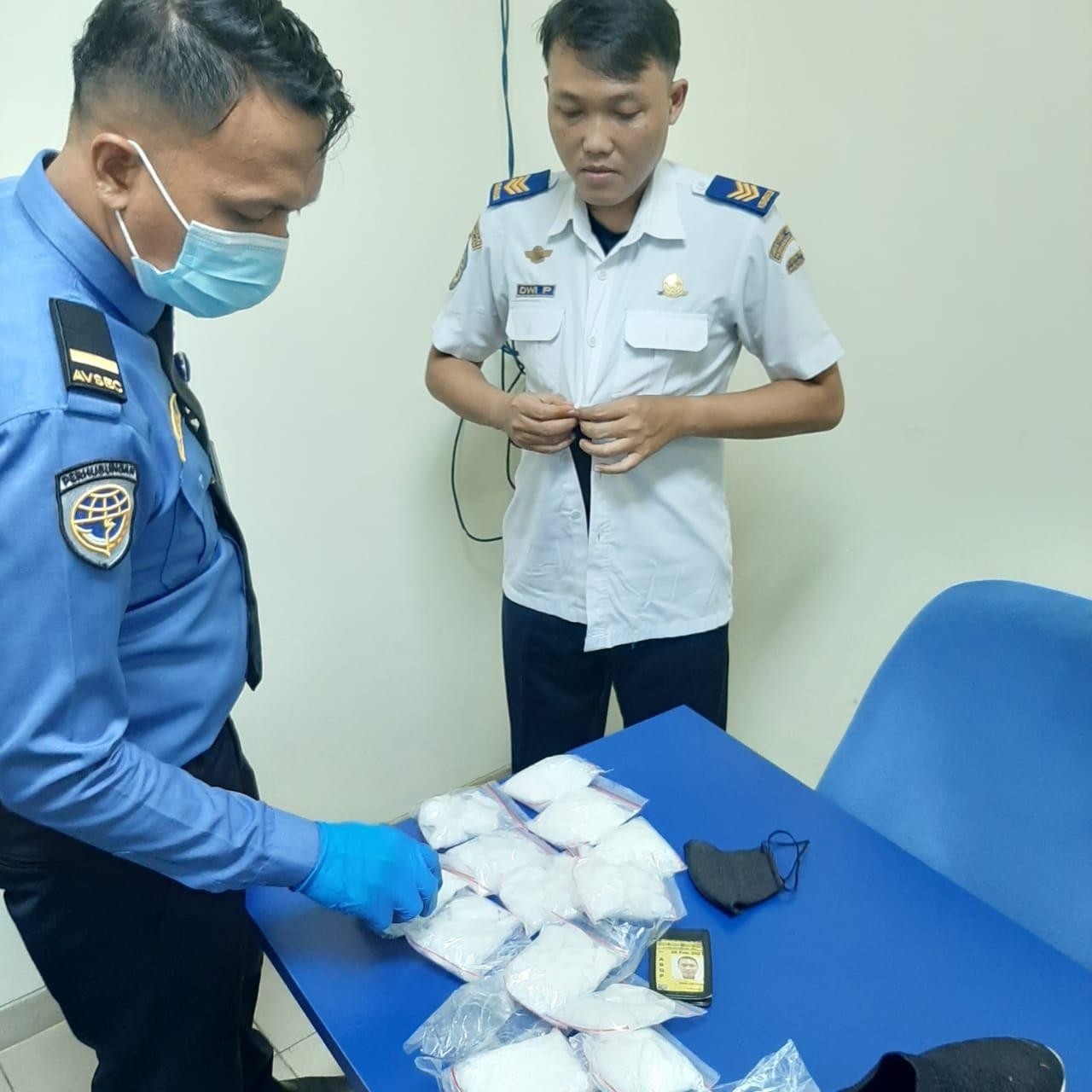 Bawa Narkotika, Dua Calon Penumpang Ditangkap Petugas Bandara Hang Nadim