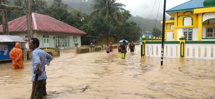 Diperkirakan Ratusan Rumah di Tambelan Terendam Banjir, Butuh Perhatian Pemprov Kepri