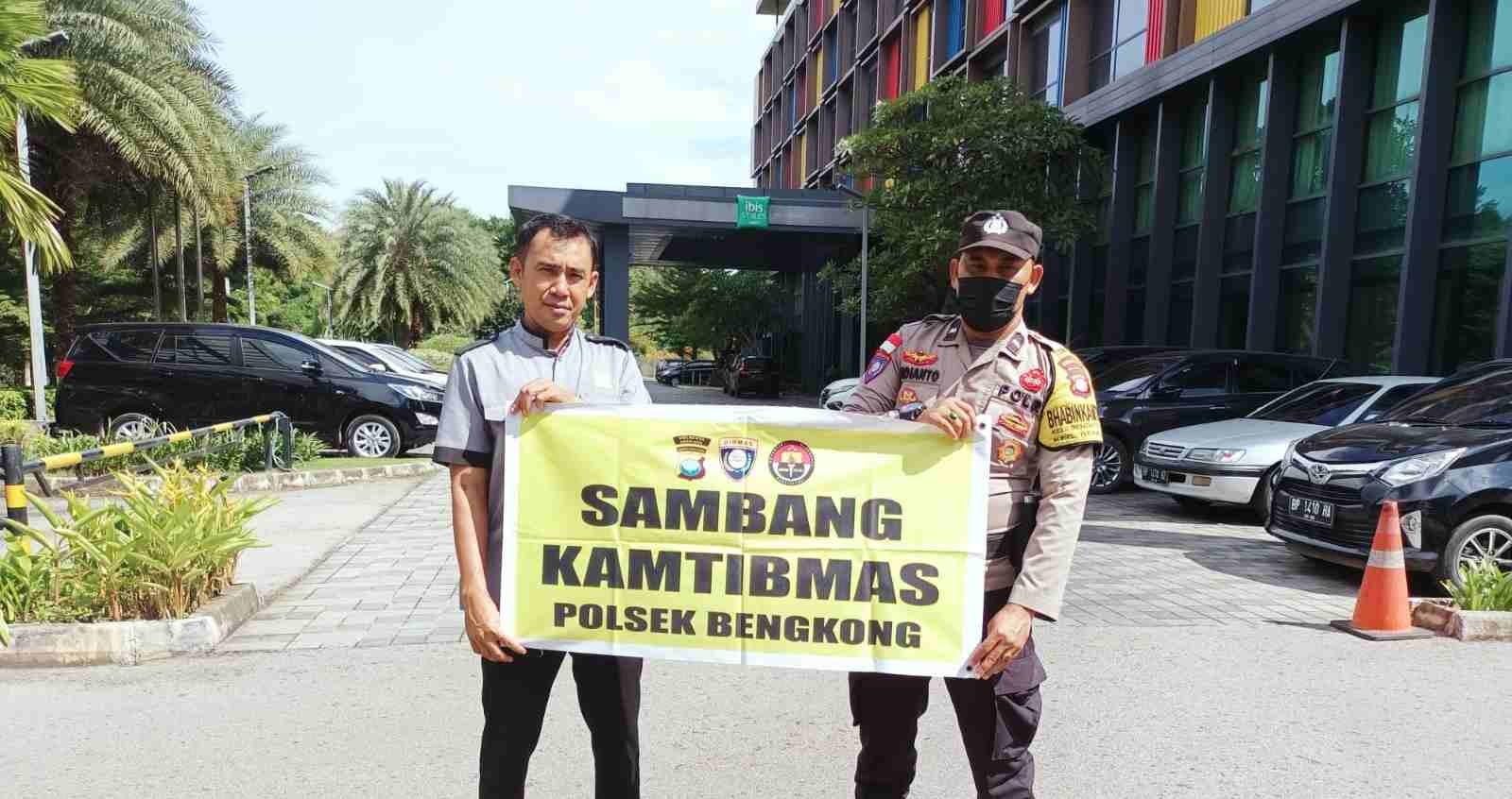 Cegah Kamtibmas, Polisi di Sektor Bengkong Rutin Patroli dan Sambang di Wilayahnya