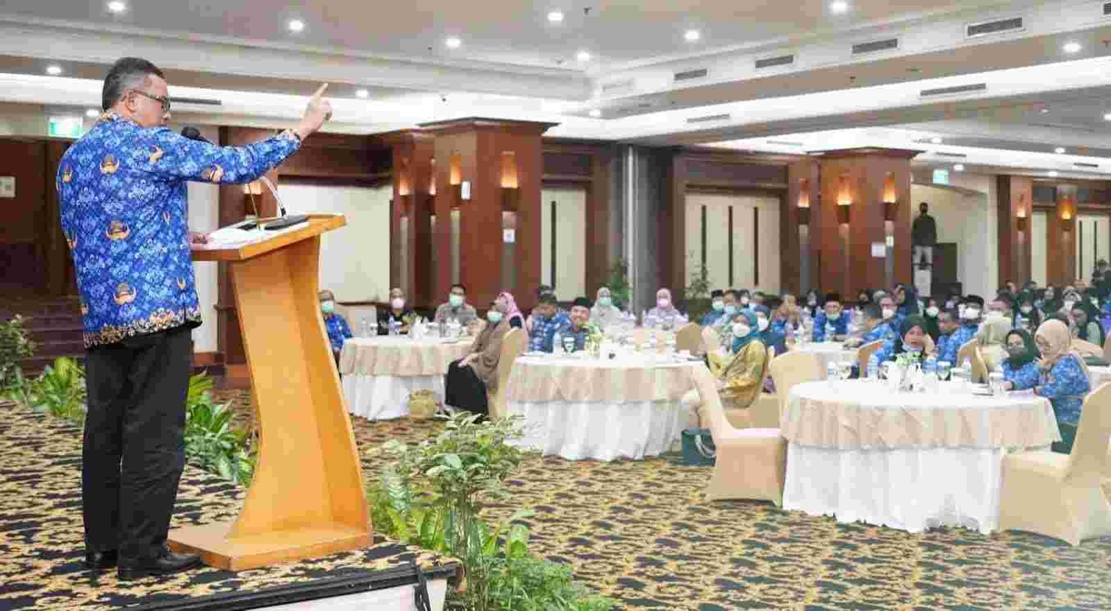 Jefridin Tekankan Pentingnya Menjaga Arsip Pemko Batam
