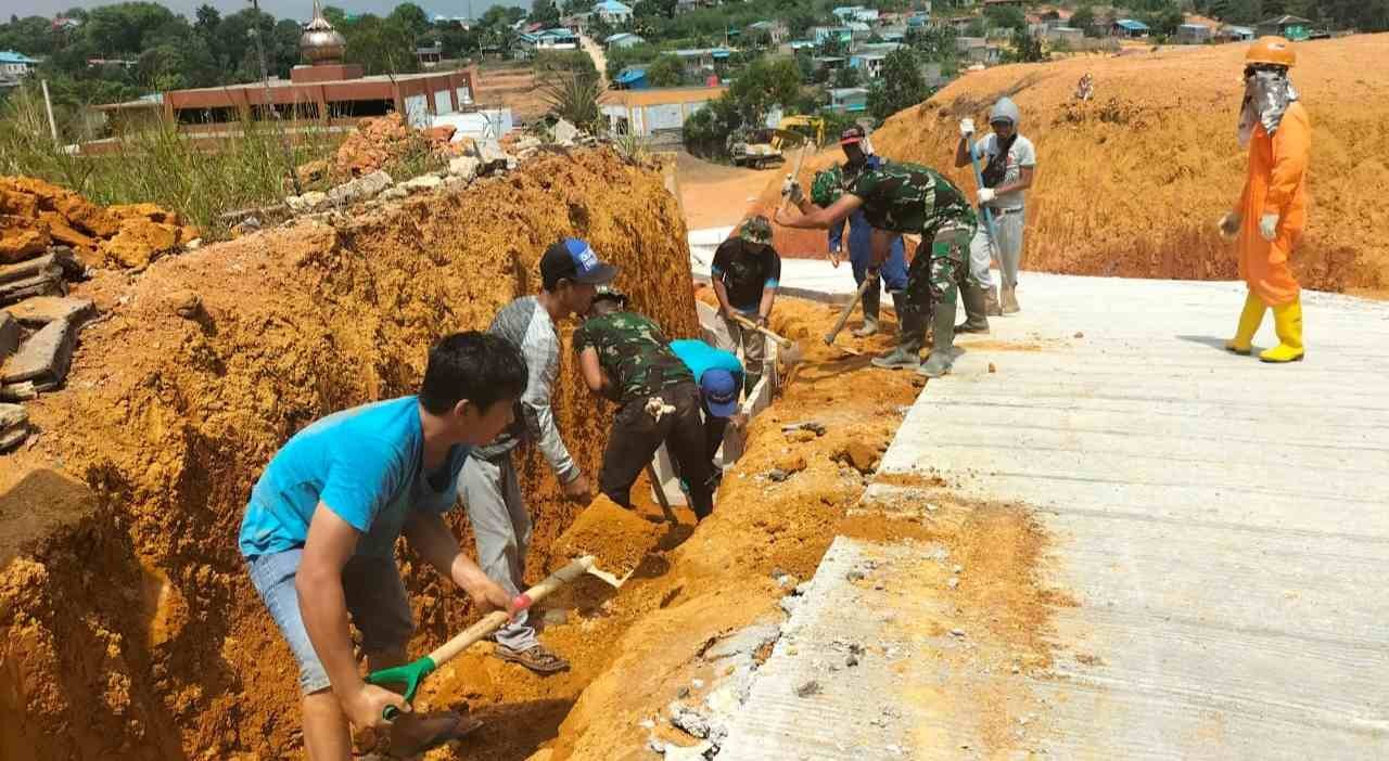 Nyaris Rampung 100 Persen Pengerjaan TMMD 116 di Kaveling Seraya Sambau