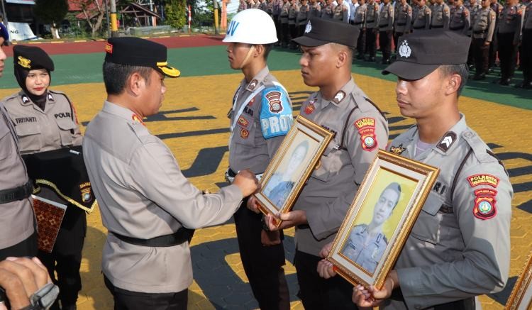 3 Polisi di Tanjungpinang Dipecat Gegara Terlibat Kasus Narkoba hingga Desersi, Fotonya Disilang