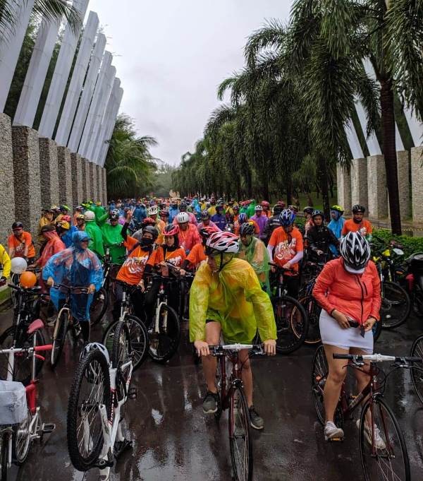 Walau Diguyur Hujan Event HARRIS Day 2019 Tetap Meriah