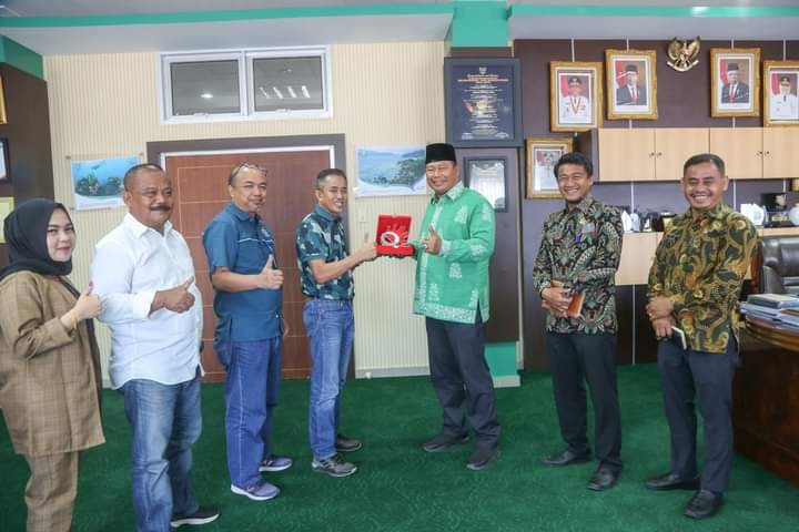 Perluas Jaringan di Anambas, GM PT Telkom Indonesia Koordinasi dengan Bupati